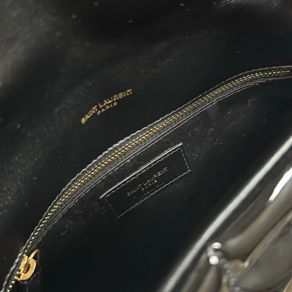 Yves Saint Laurent ysl Loulou puffer black patent shoulder bag gold straps $2990